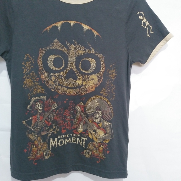 Disney T Shirt Seize Your Moment
Size L 
Kids - Picture 4 of 4